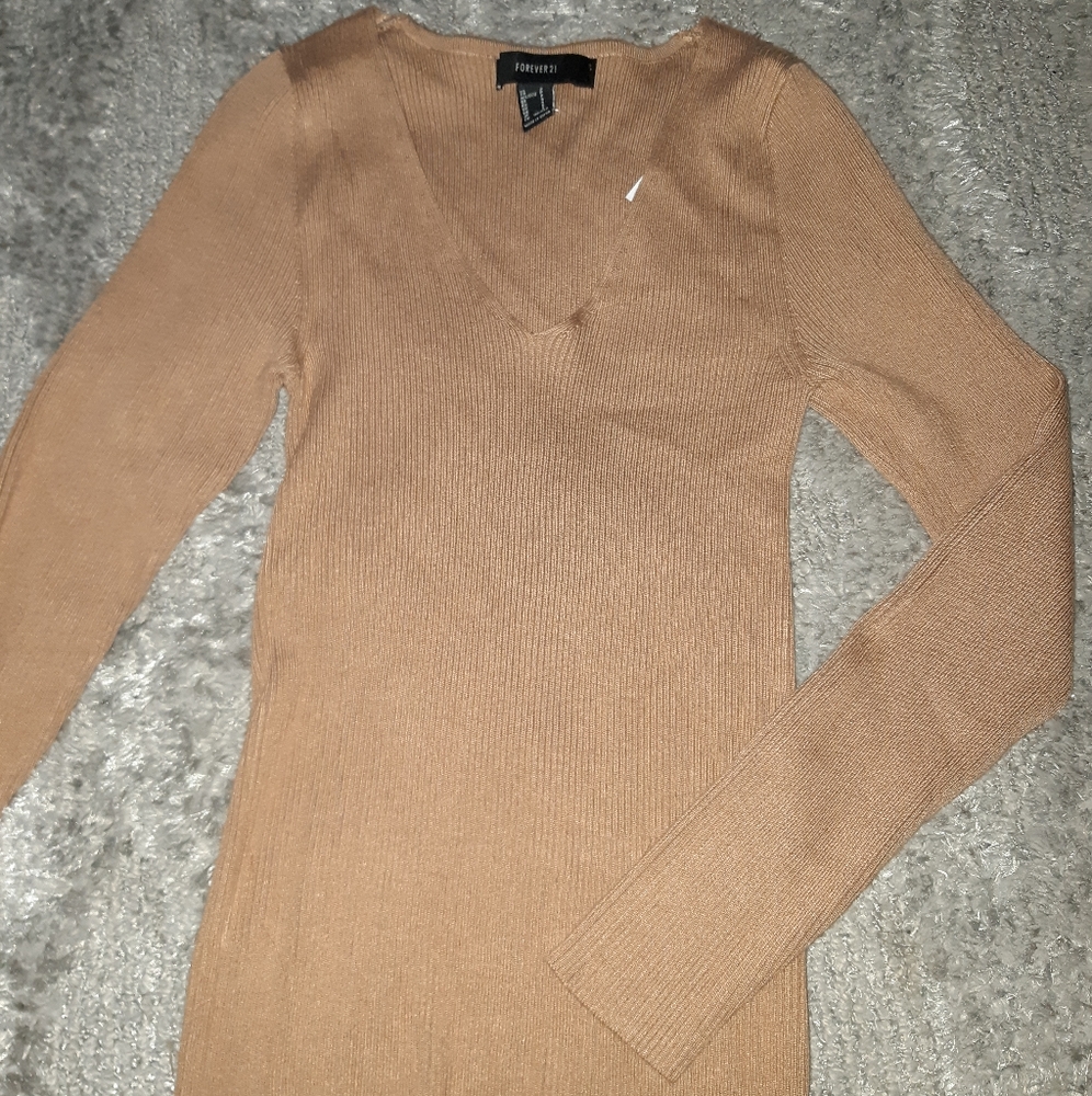 Sweater NWT